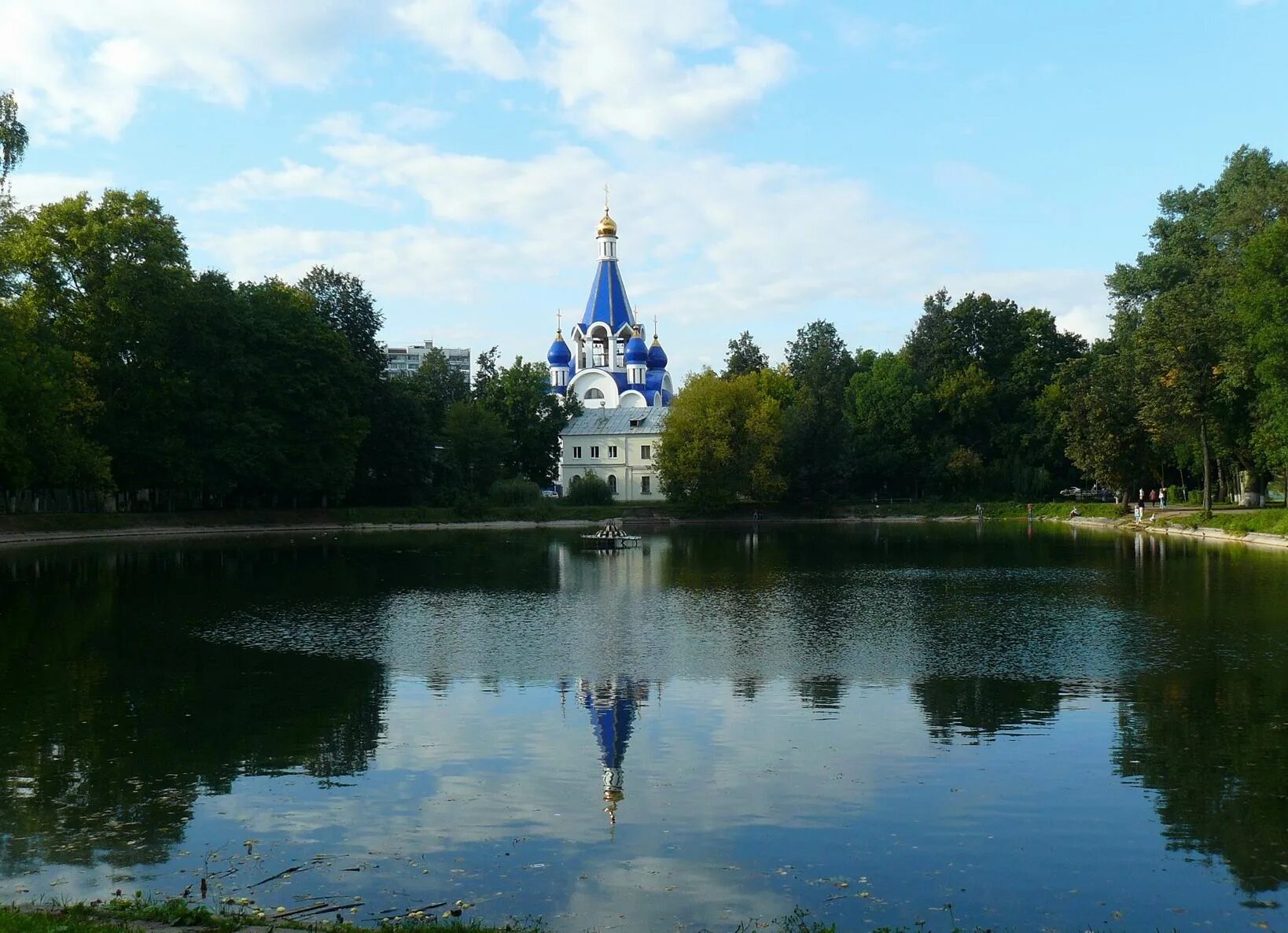 Город костино. Парк Костино Королев. Усадьба Костино Владимирская область. Костино Московская область фото. Какие картины в Королеве в Костино выставлены.