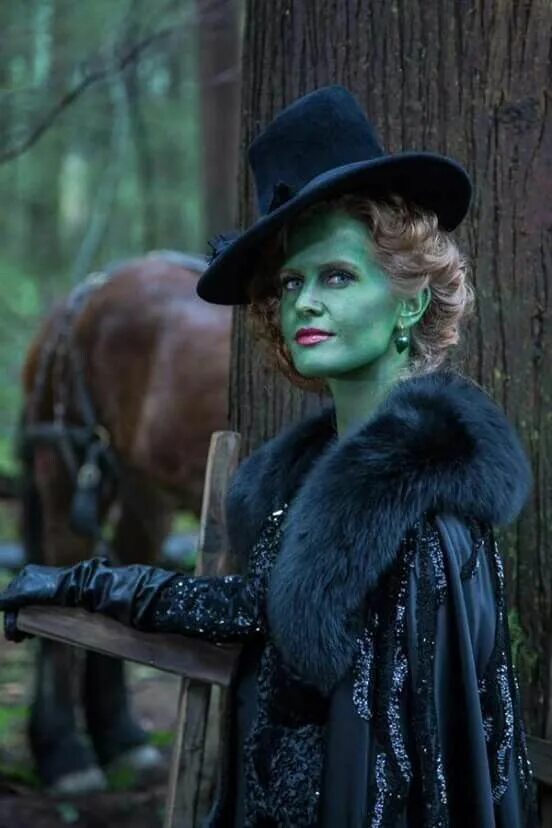 Зелина миллис. Зелина однажды а сказке. Ребекка мэдер once upon a time. Зелина. Зелена миллс однажды в сказке.