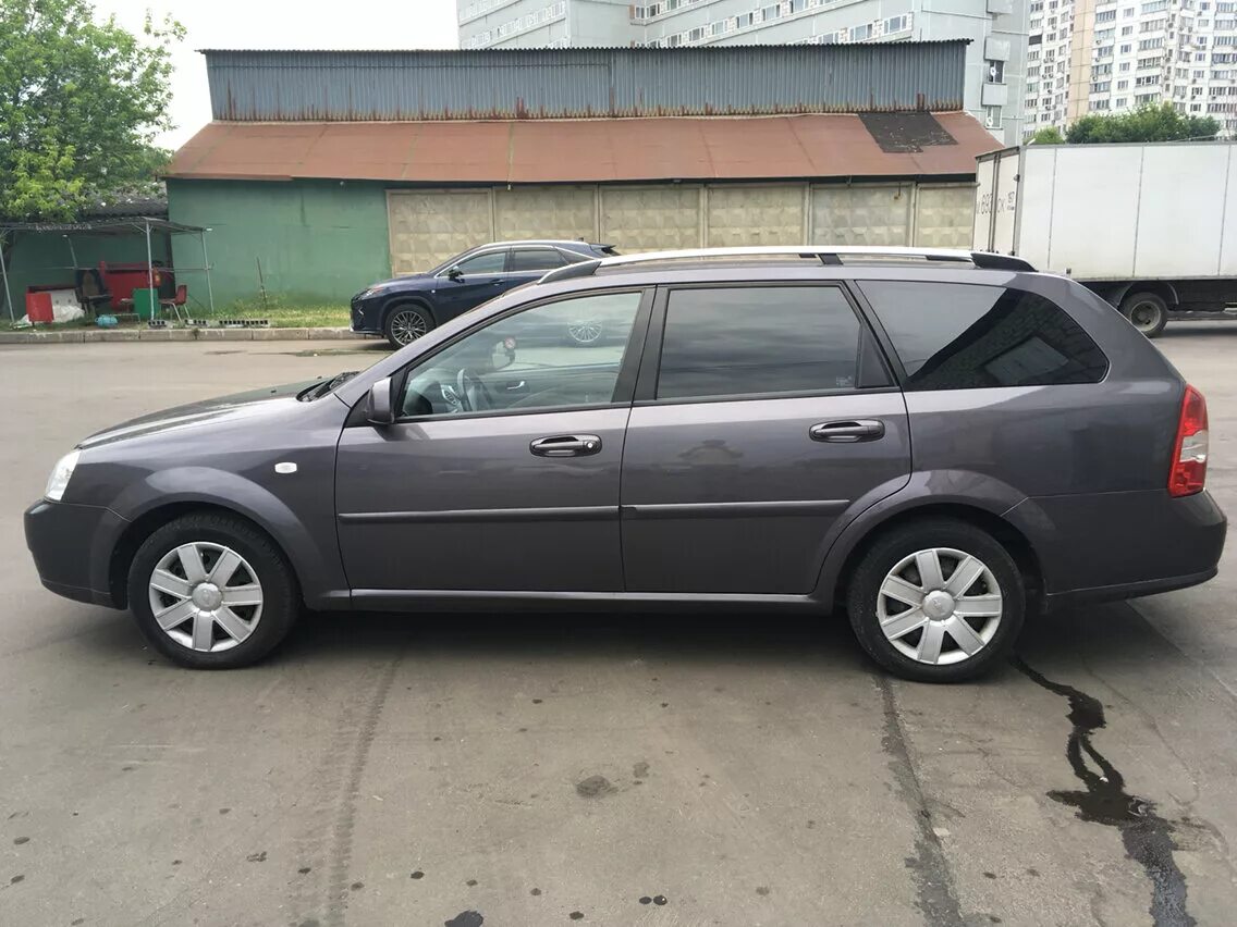 Шевроле лачетти универсал 2012. Chevrolet Lacetti 2012 универсал. Шевроле Лачетти универсал серый. Лачетти универсал серая.