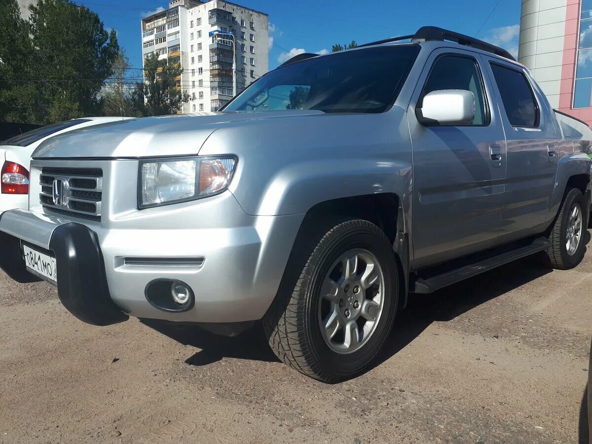 Хонда риджлайн купить. Honda Ridgeline 2006. Хонду Риджлайн 2008г.. Хонда Риджлайн 2006 год. Honda Ridgeline 4wd Honda.