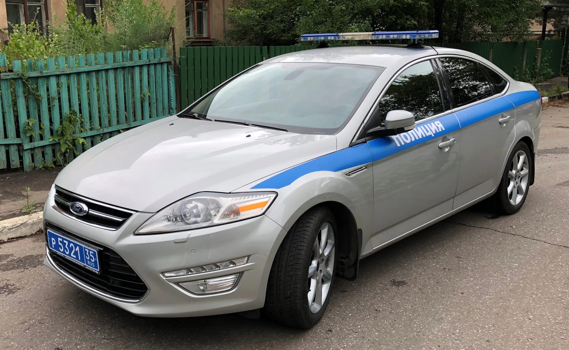 Купить форд мондео в спб. Форд Мондео 4. Ford Mondeo 4 RS. Ford Mondeo 4 Police. Форд Мондео 4 зеленый.