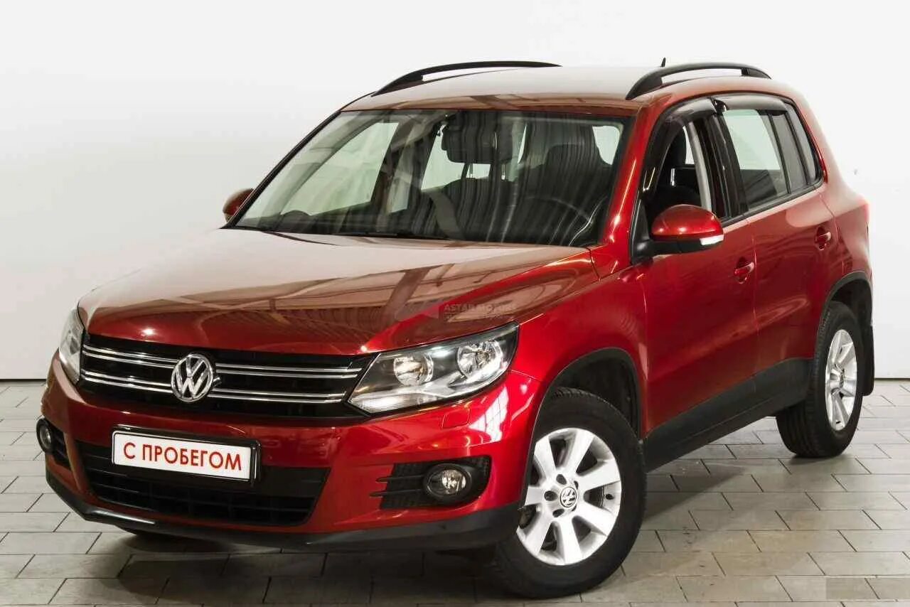 Куплю машину с пробегом в спб недорого. Volkswagen Tiguan 1.4 (150 л.с.). VW Tiguan 1 Рестайлинг красный. Тигуан Фольксваген 2013 авто ру. Тигуан 1,6 Рестайлинг красный.