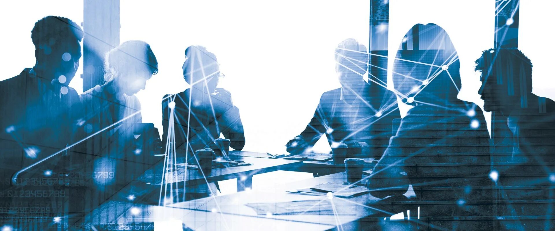 Инновации фон. Люди в офисе. Информационные технологии в обществе. Улыбающиеся люди в офисе. Рабочий процесс в офисе.