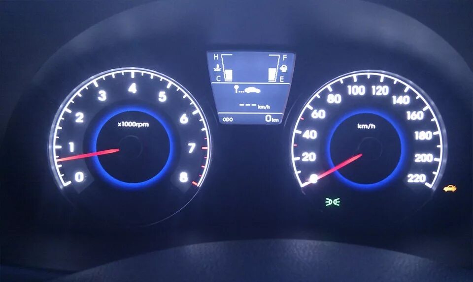 Navigator supervision. Панель супервижн Хендай Солярис. Solaris приборная панель supervision. Щиток приборов Hyundai Solaris supervision. Приборная панель Хендай Солярис 2012.