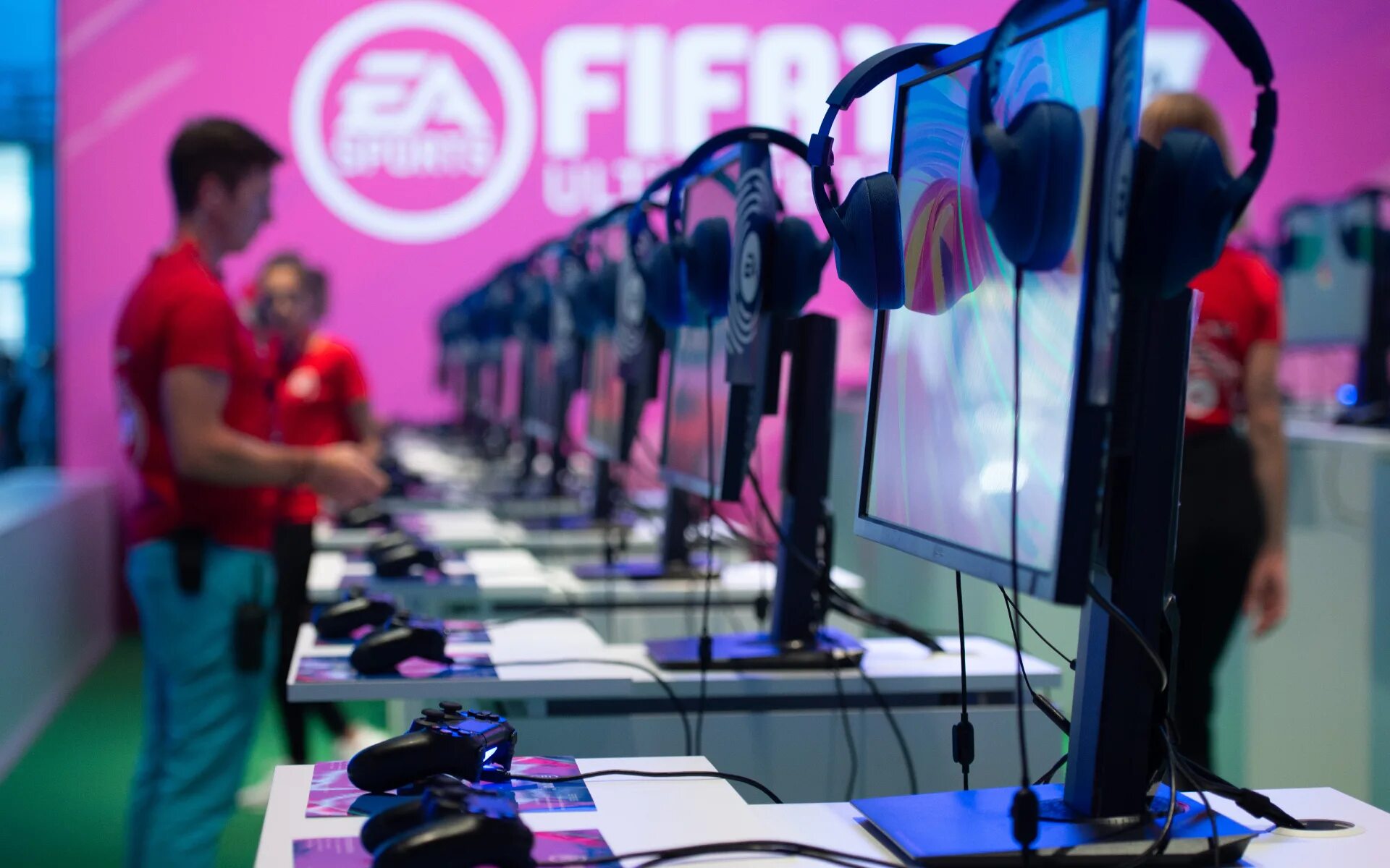 Fifa esports. Киберспорт ФИФА. Киберспорт ps4. Киберспортивные турниры. Киберспорт 2022.