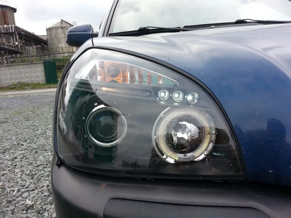 Tucson фары. Фары хендай туссан 2008. Фара hyundai tucson 2008. Tucson jm фары. Блок фары hyundai tucson jm.