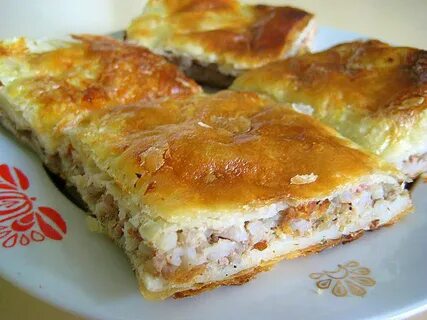 Пирог с курицей слоеное бездрожжевое тесто
