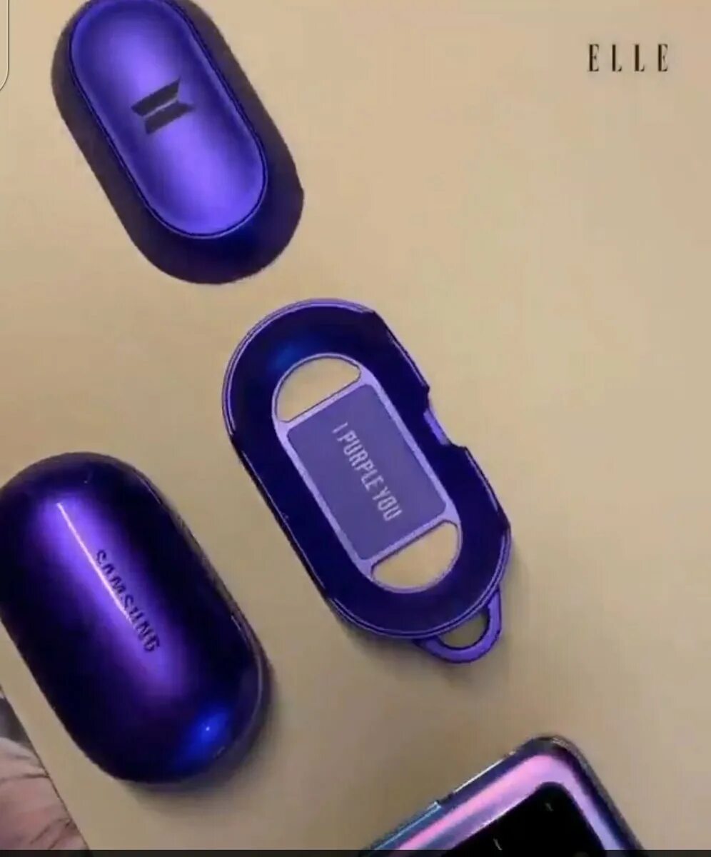 Фишки самсунг. Samsung Galaxy Buds BTS. Galaxy s20+Buds+ BTS Edition. Samsung Galaxy Buds Purple. Galaxy Buds 21.