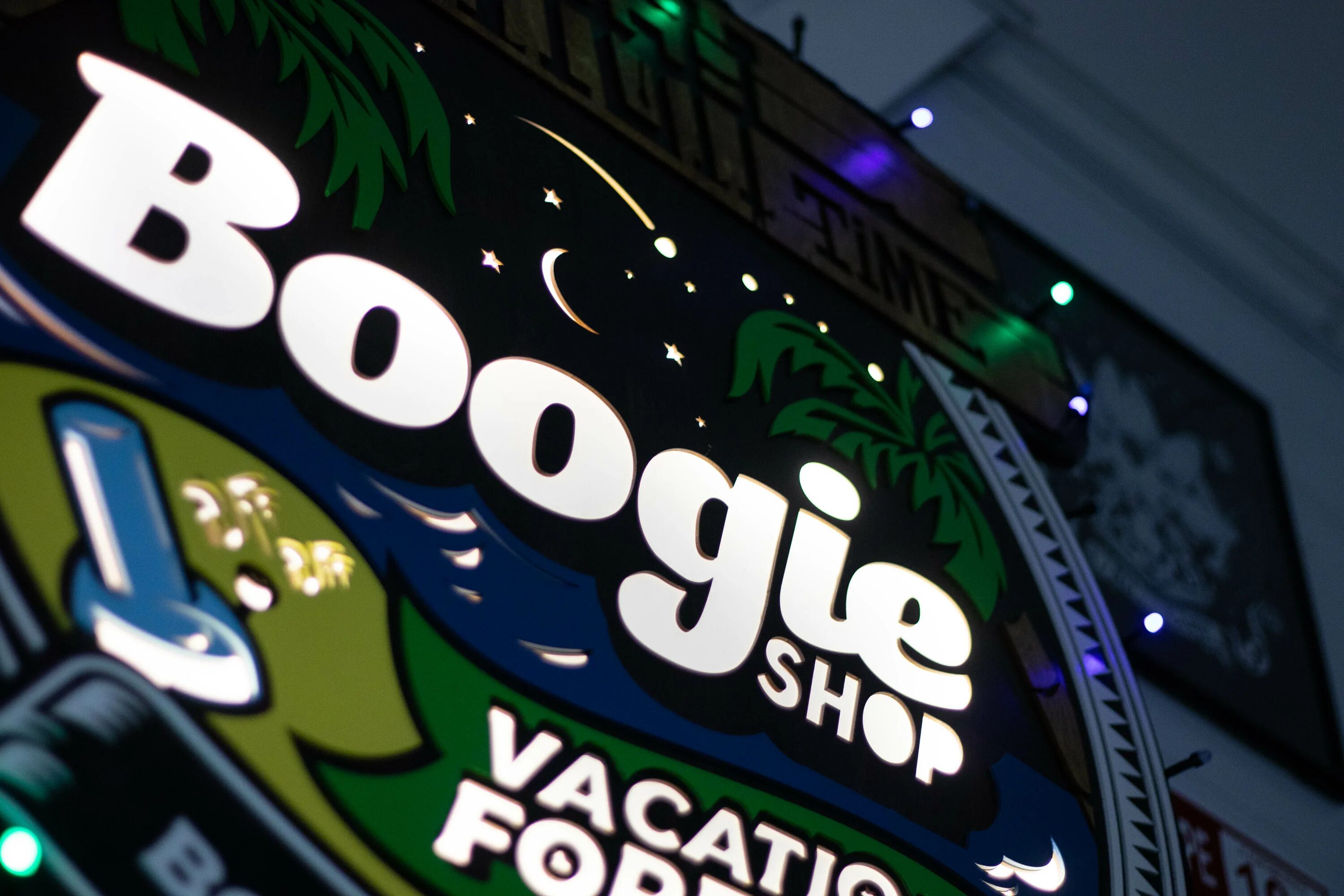Boogie s. Буги шоп спб. буги шоп. boogie shop савеловская. boogi.