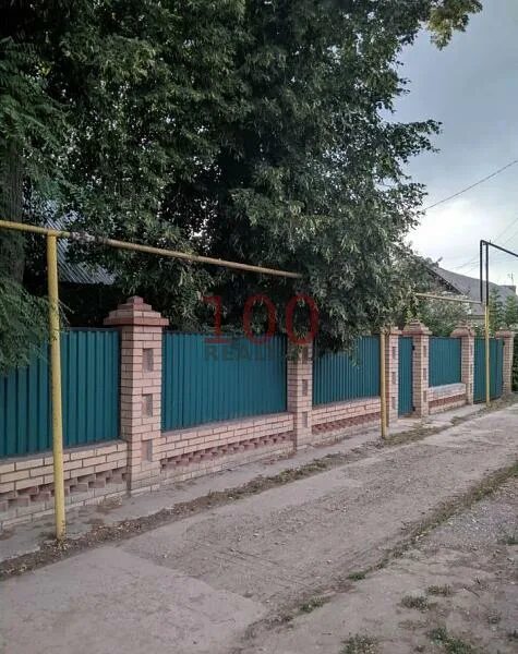 Поселок городского типа безенчук. Безенчук улица степная. улица луговцева в безенчуке. дом безенчук ул луговцев. безенчук ул куйбышева 95.