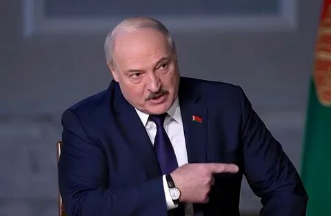 Лукашенко военное положение