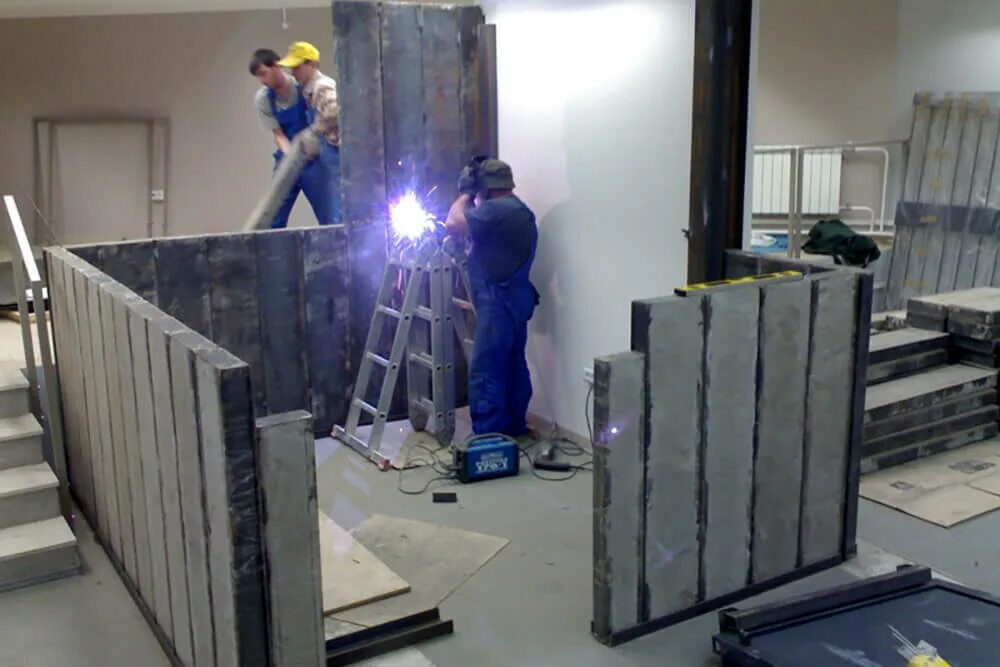 Бронированные панели. Банковский сейф. Бронированные стены. Росгвардия стена камаз. Железная стенка фортнайт.