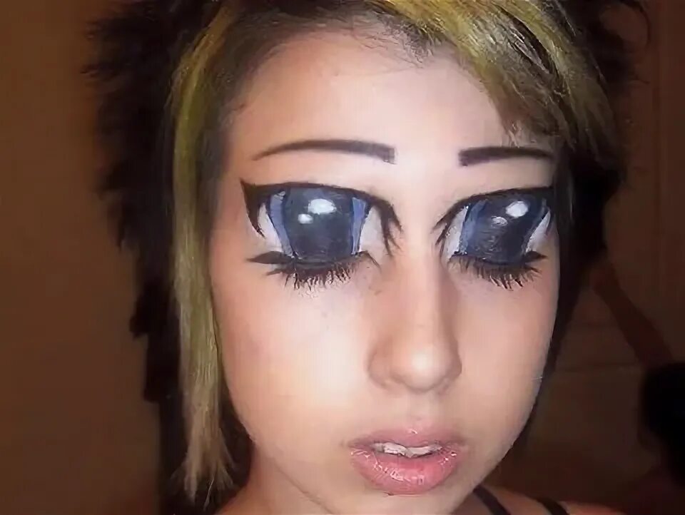 Нарисованные глаза на веках фото Green Anime Eyes Make up by Luxurychoccie on deviantART Anime eyes, Eye painting