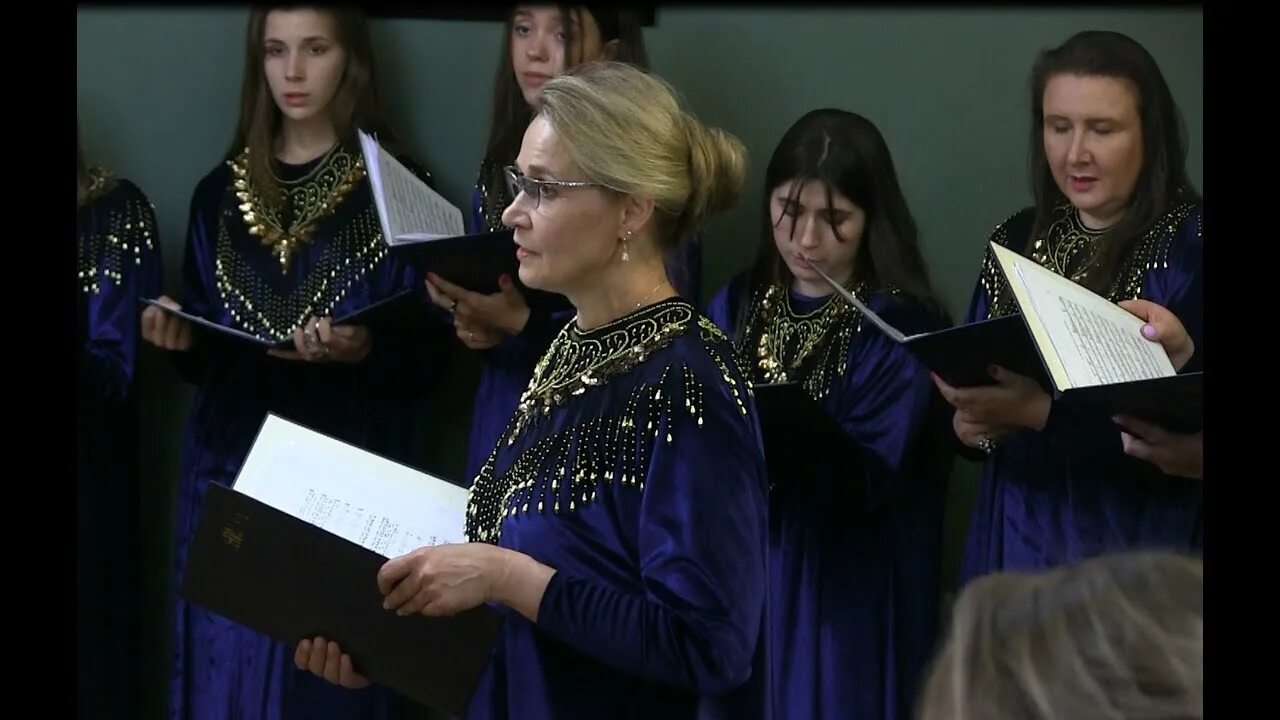 Всего то навсего песня слушать. Московский камерный хор anima драгунский. картинки в хоре голоса. всего-навсего вавсего хор.