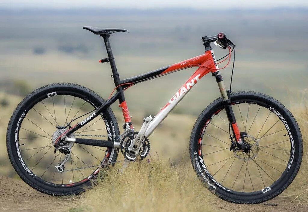 велосипед джи ти мтб. Gt avalanche 2. кузов смарт родстер. Gt avalanche 2. 0 2015.