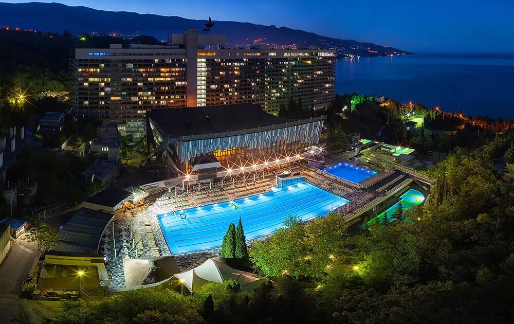 Отель ялта-интурист крым. Отель интурист фото. Отель интурист фото. Гостиница интурист ялта. Гостиница интурист ялта.