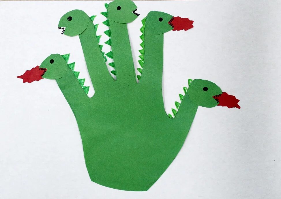 рисуем с помощью ладошек. голова дракона для вырезания. аппликация ладошки. поделки из ладошек. рисование с помощью ладошки.