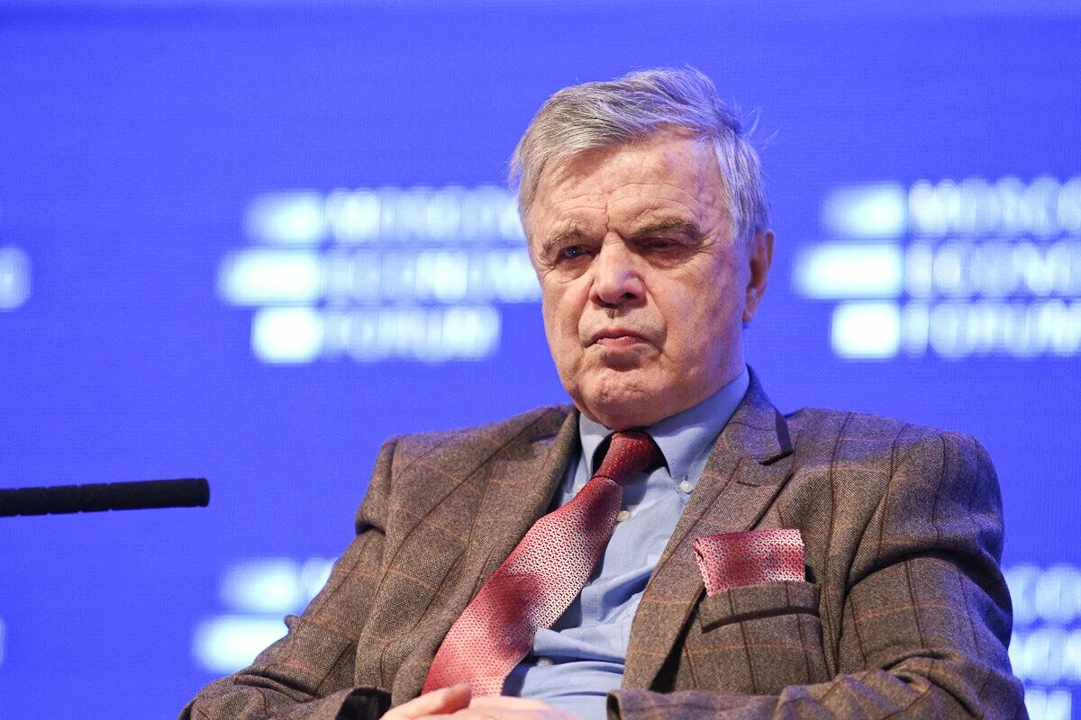 Русла́н имранович хасбула́тов. Руслан хасбулатов 2021. Руслан хасбулатов. Хасбулатов 1993. Хасбулатов руслан имранович.