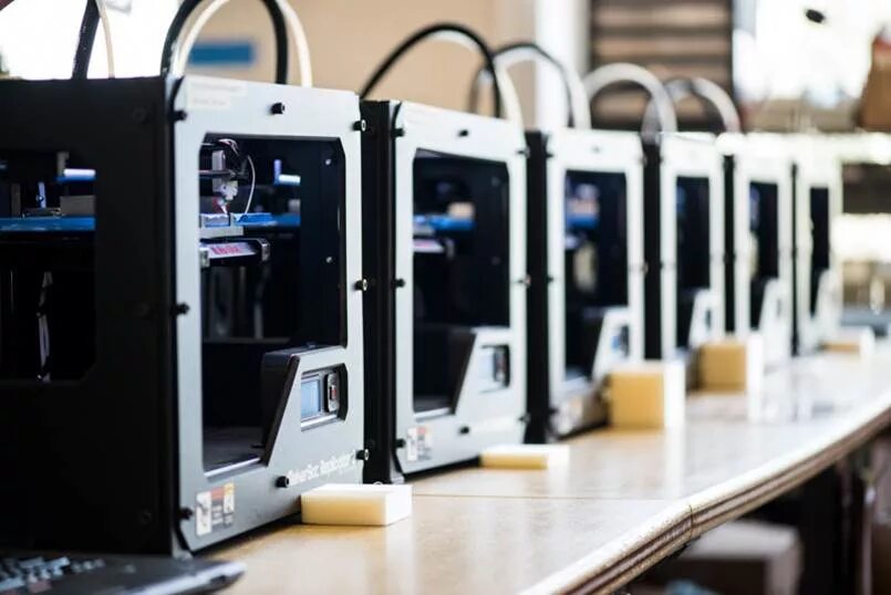 3d принтер в ювелирном деле. 3д принтера ван хао. 3d-принтер с вращающимся столиком. 3d принтинг. Печать на 3д принтере.