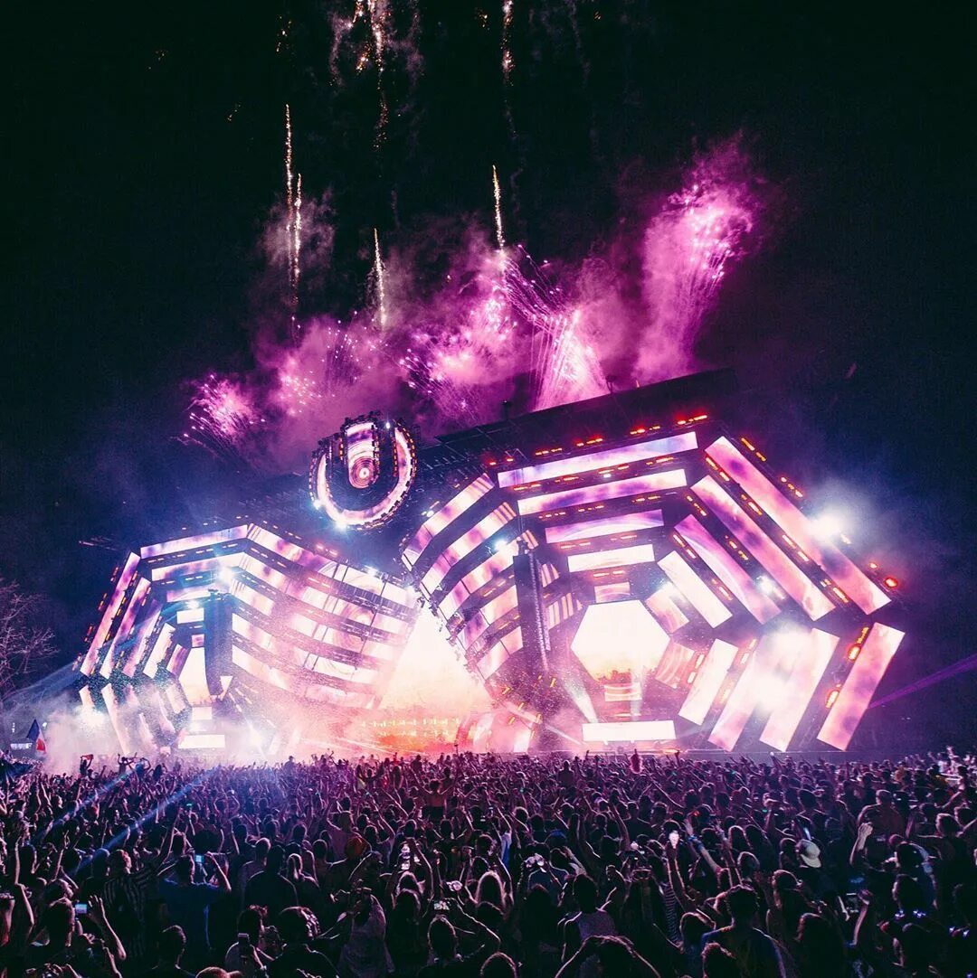 Ultra music 2024. Ультра мьюзик фестиваль. ultra miami 2022 stage. umf 2023. техно фестиваль.
