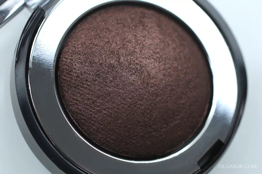 Pupa vamp eyeshadow. Pupa 301 тени. Тени пупа вамп 301. Pupa Vamp 301 тени. Pupa 301 тени запеченные.