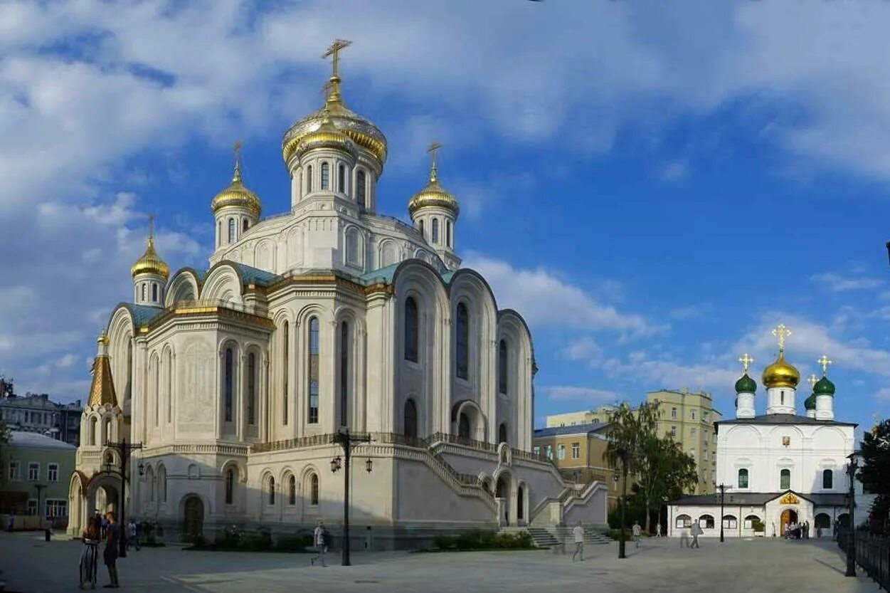 Новая церковь в москве. Сретенский монастырь в москве. собор сретенского монастыря. храм сретенского монастыря в москве. монастырь сретенский ставропигиальный мужской монастырь.