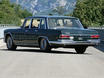 Mercedes 100