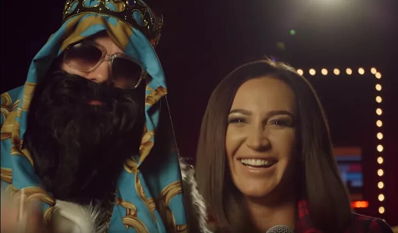 Соболев биг рашн босс. Жена биг рашн босса. Биг рашн снейк девушка. Big russian boss бомж. Биг рашн босс рост и джарахов.