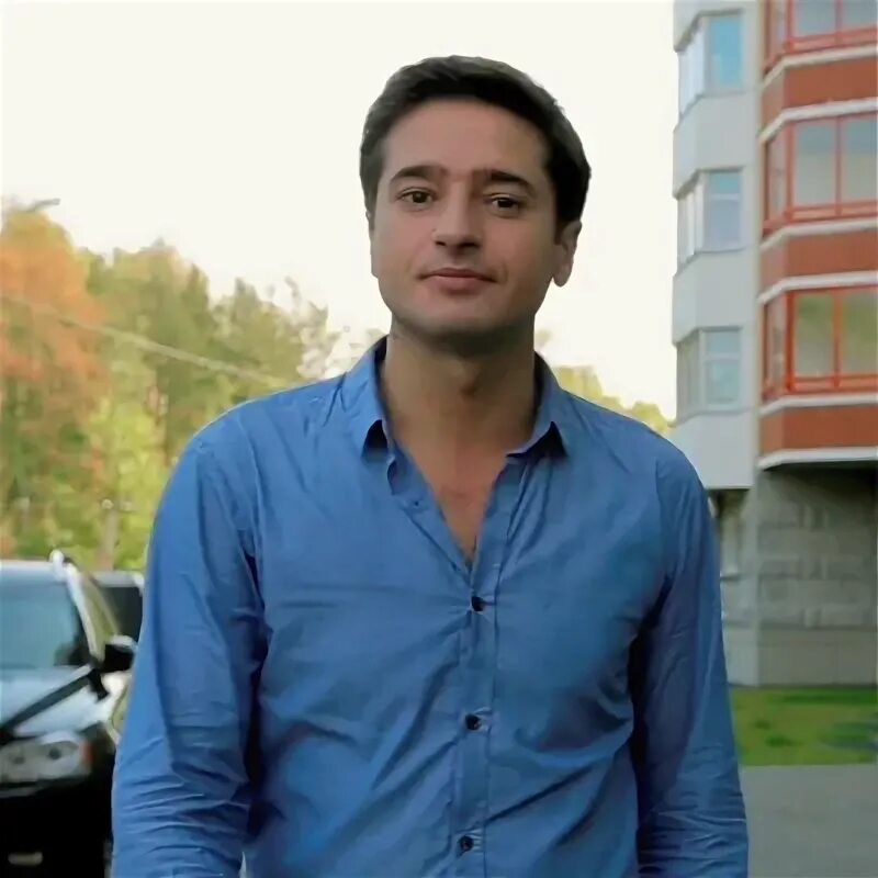 Звезда сериала "Петр Лещенко. Все, что было" Иван Стебунов рассказал, как его из