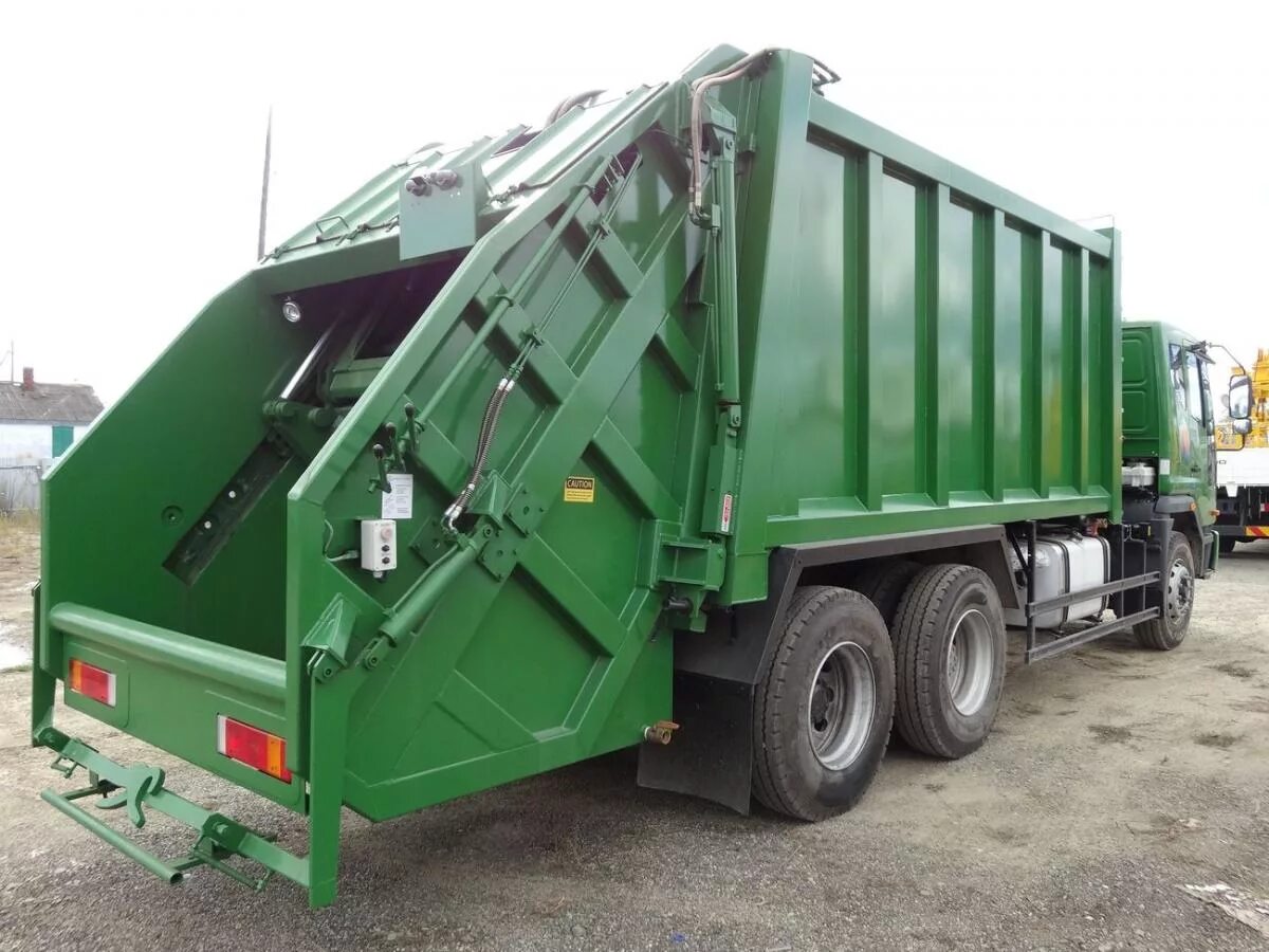 Мусоровозы магадан. Раскроечный станок для панелей casadei axo 400t. Форматно-раскроечный центр casadei axo. Загрузка бу. Мусоровоз исузу с боковой загрузкой.