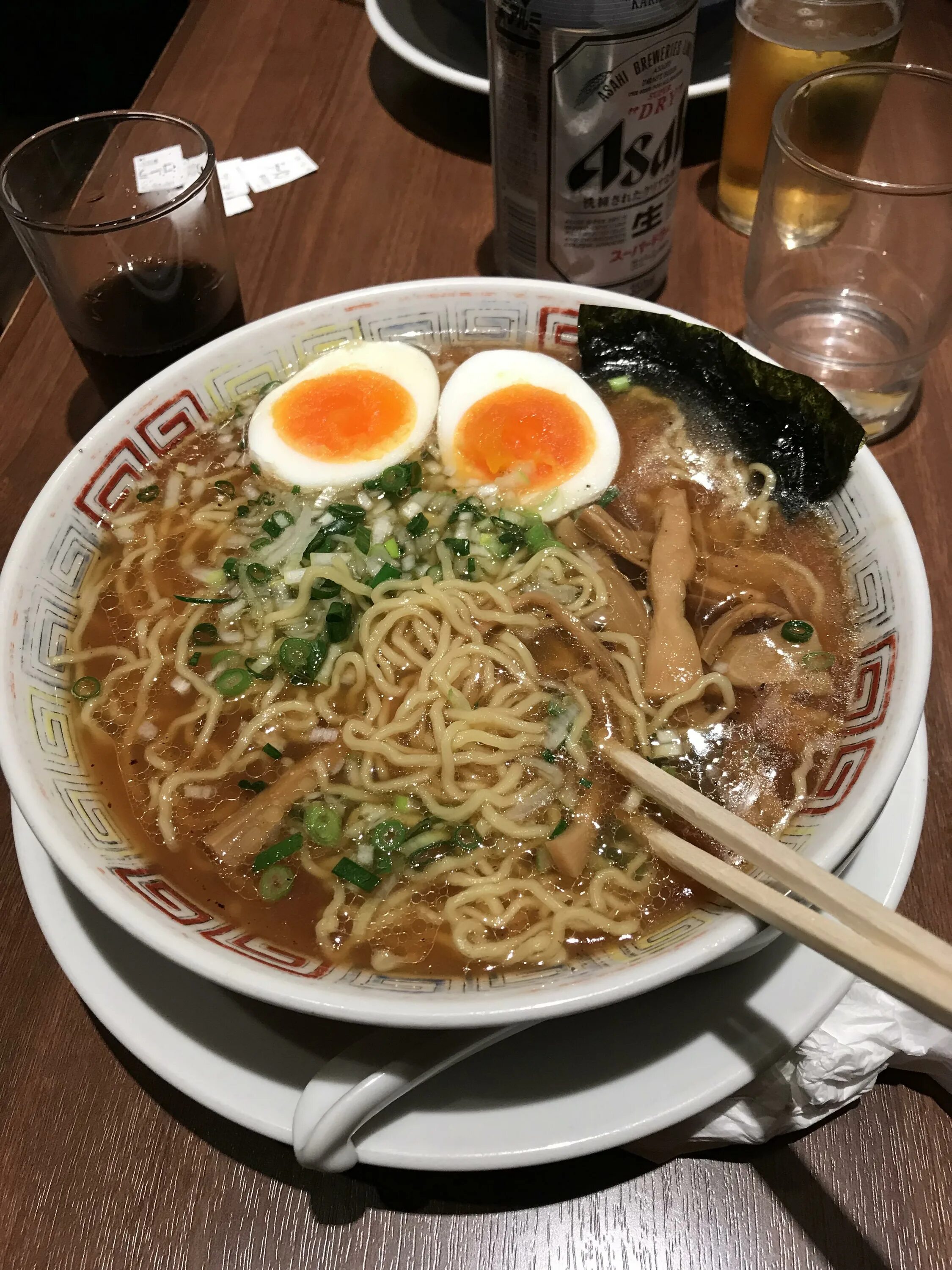 Кукси рамен. Рамен шоп. Рамен со свининой тясю. Ramen shop тюмень. Рамен шоп.