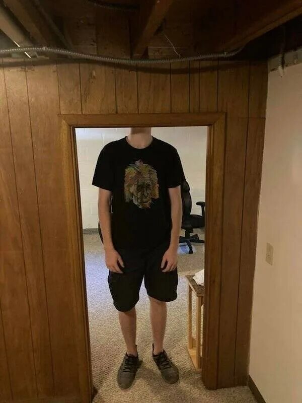 Самый высокий человек в мире рост 2022. Султан кёсен самый высокий человек в мире рост. Самый тонкий человек в мире. Мужчина 2 метра ростом. Бао сишунь 236.