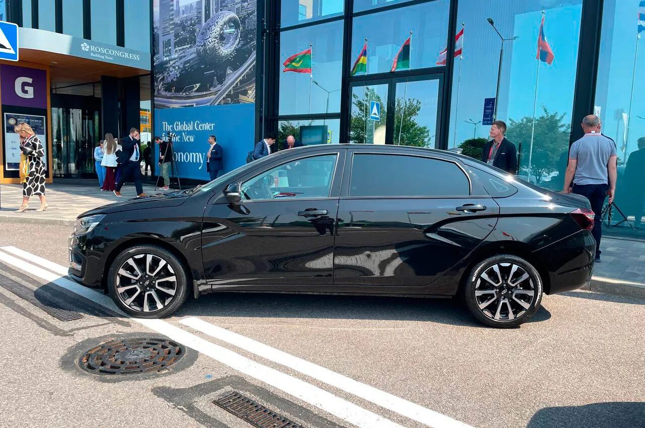 Комплектации Lada (ВАЗ) Aura -н.в., седан Авто.ру