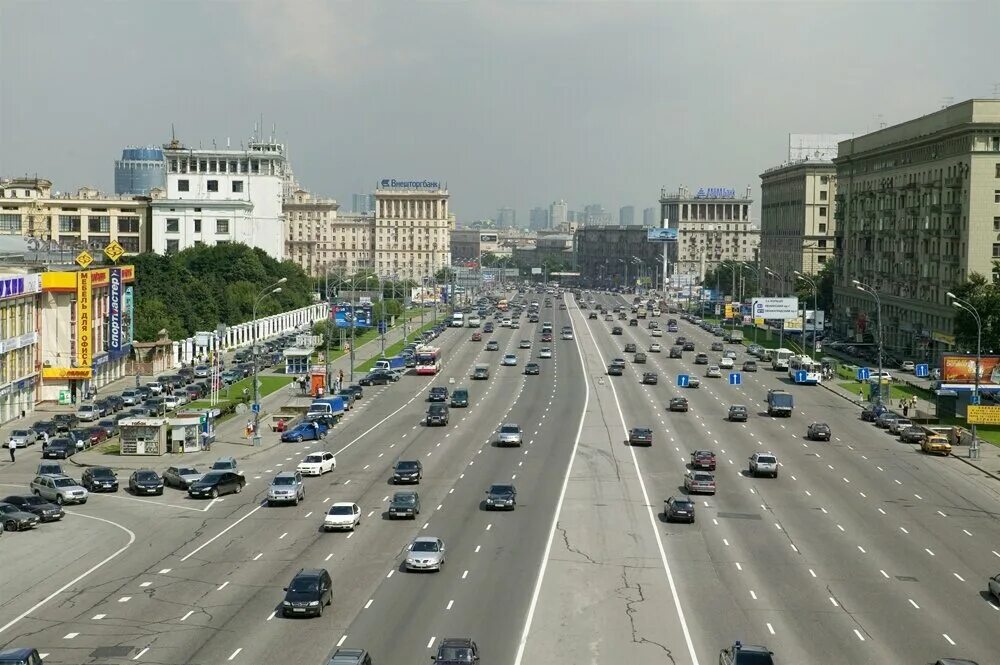 Кутузовский проспект 1995. Ленинградка москва. Ленинградский проспект питер. Самый широкий проспект в москве. Кутузовский проспект 1900.