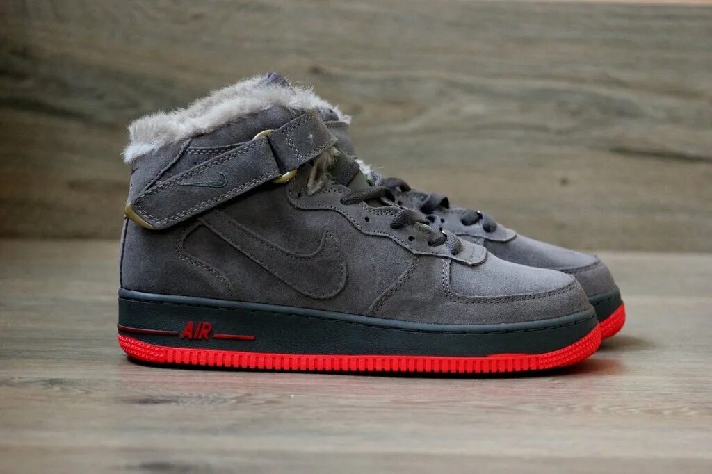 Зимние кроссовки nike с мехом. Зимние кроссовки Nike Air Force. Nike Air Force 1 зимние. Nike Air Force зимние мужские. Nike Air Force 1 Mid Dark Grey/Red with fur.