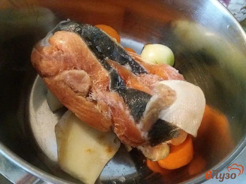 Уха из кижуча. Уха из кижуча. Уха из кижуча с рисом. Суп из кижуча со сливками. Вкусный суп с рыбой кижуч.