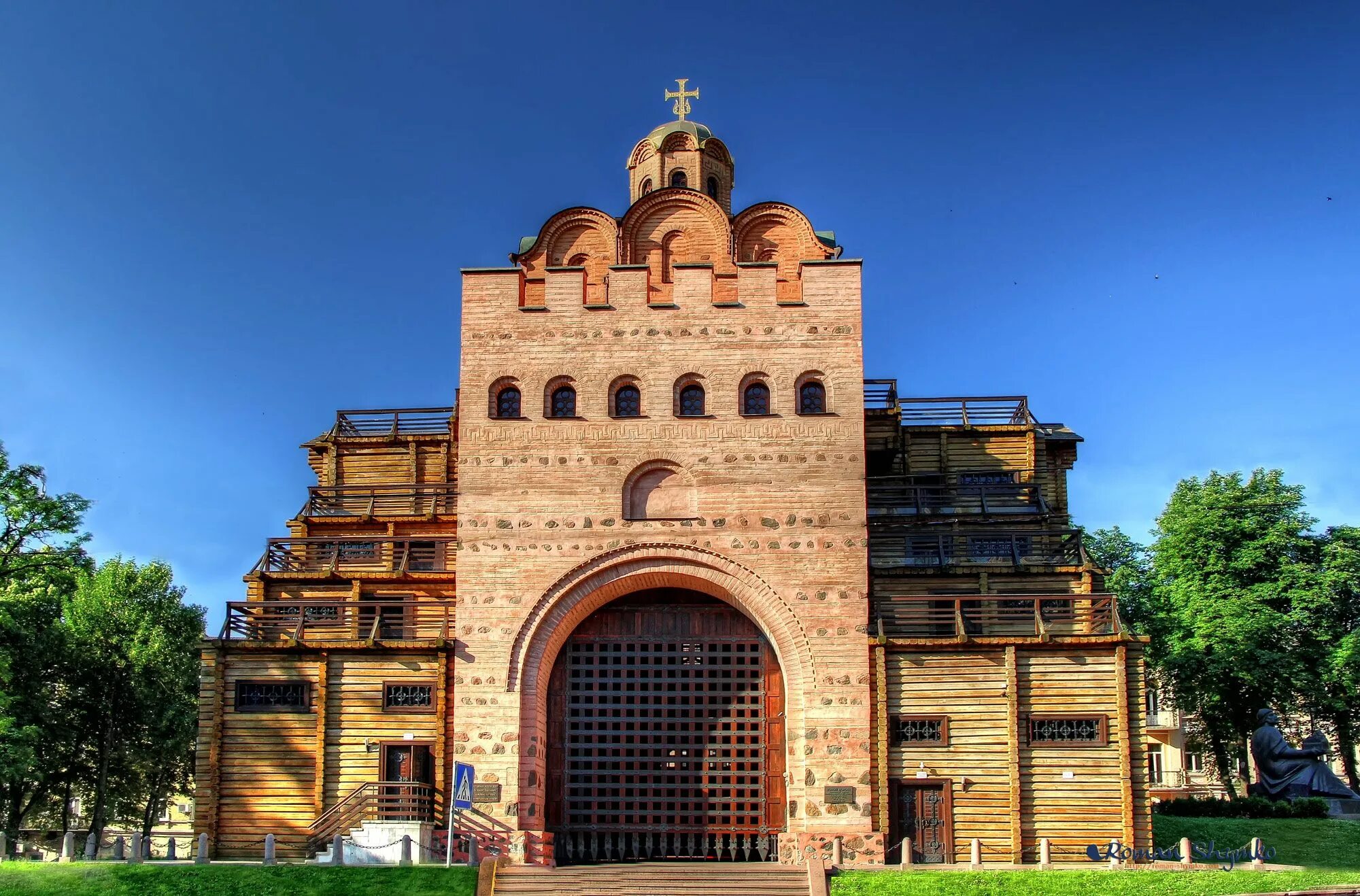 Надвратная башня. Золотые ворота в Киеве 1037 г. Золотые ворота Киевская Русь.