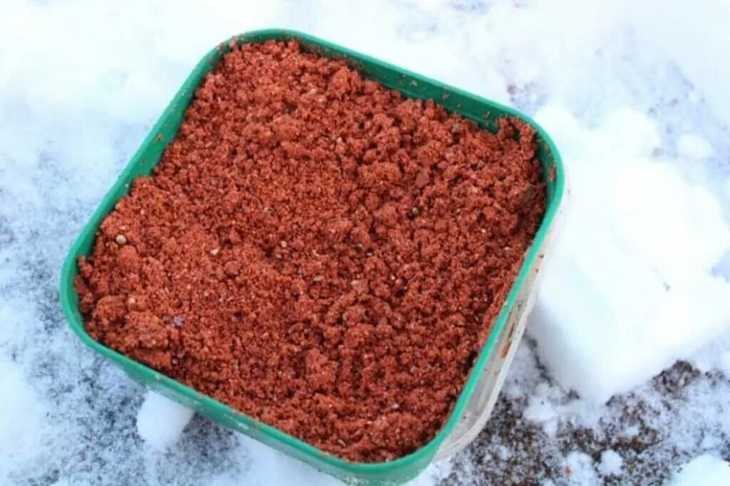 Наживка для зимней рыбалки. Зимние рыболовные прикормки. Лунка рыбалка. Окунь-плотва (мотыль+червь) 500 г. Уловистая прикормка на леща.