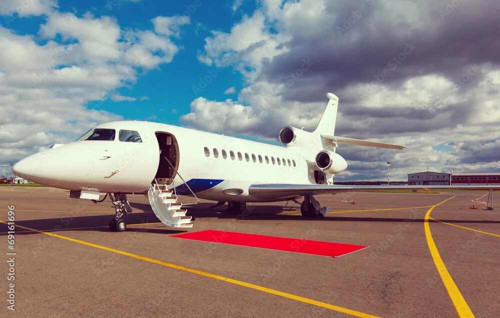 Просмотреть самолеты. Самолет картинка. Джет транспорт. Боинг. Самолет: embraer 195 jet.