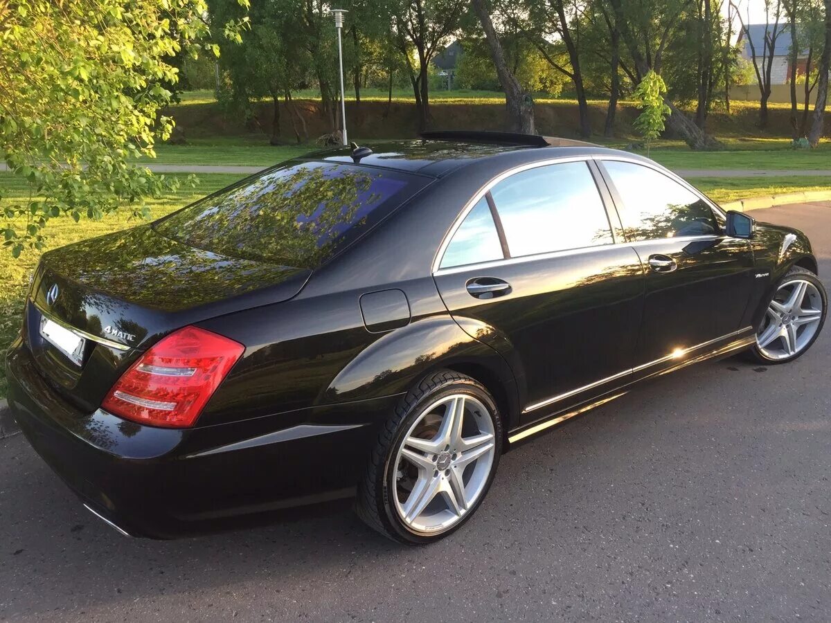 Mercedes s 221. Mercedes s class w221 long. Mercedes Benz 221 s500. Mercedes s class 500 w221.