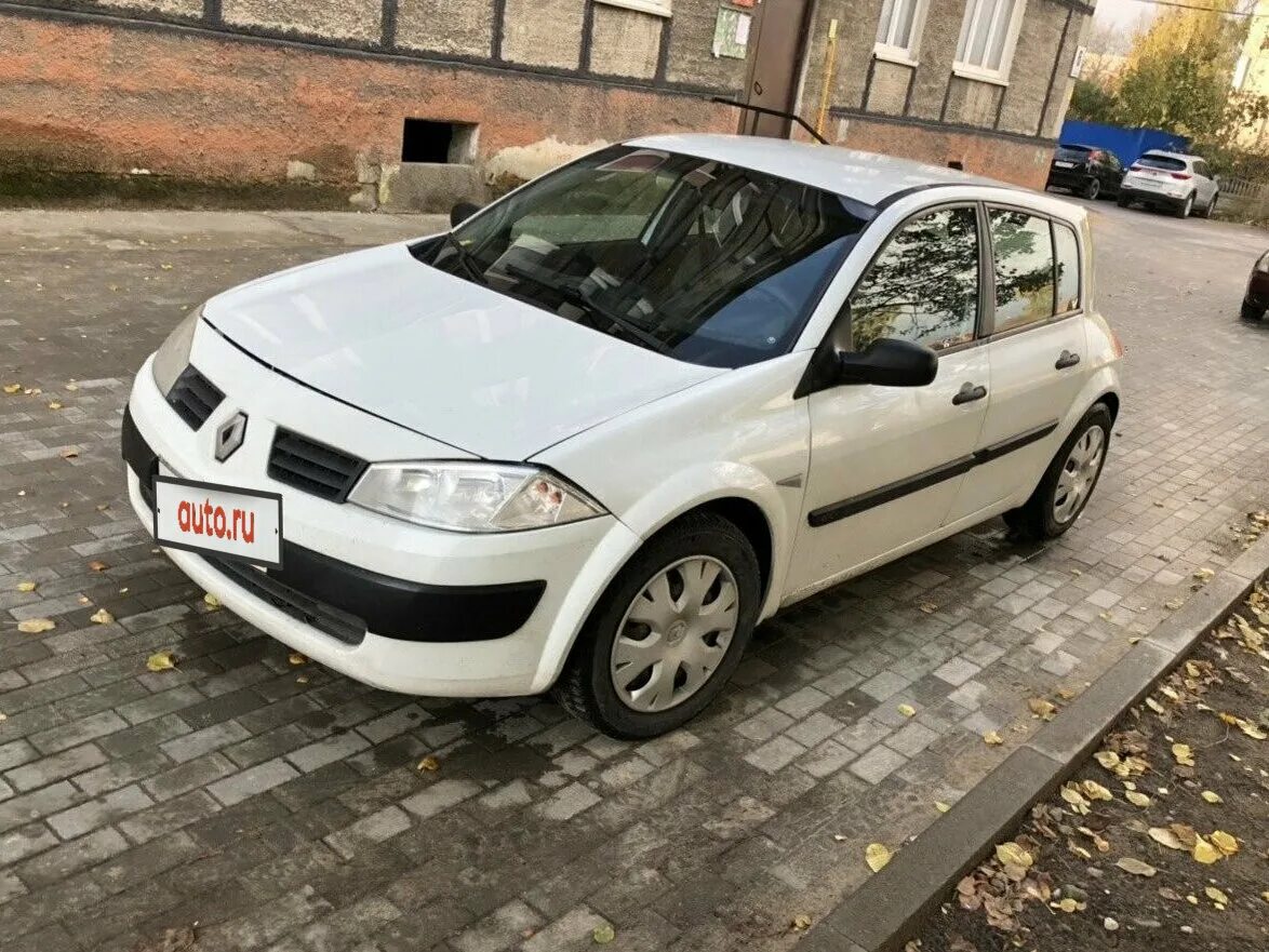 рено меган 2 белый. Renault megane 2 white. Renault megane 2 white. пацанский рено меган 2. рено меган 2007 хэтчбек белый.