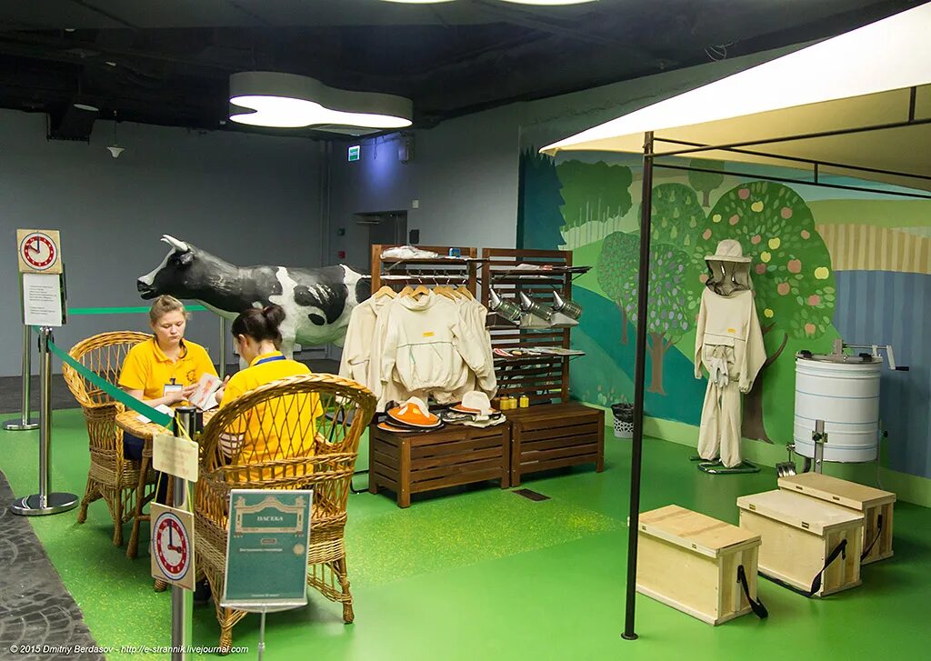 Марианна вертинская город мастеров. В каком городе снимали город мастеров. Башня эволюция мастерславль. Город мастеров фильм вертинская 1965. В каком городе снимали город мастеров.