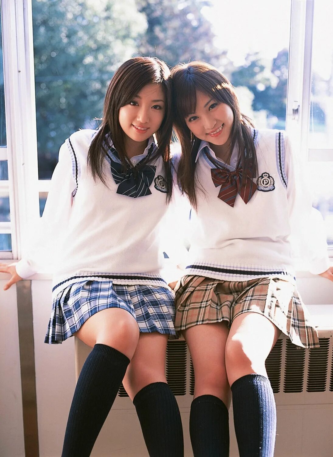 Japanese school 18. Японские девушки школа. Старшеклассницы в Японии.