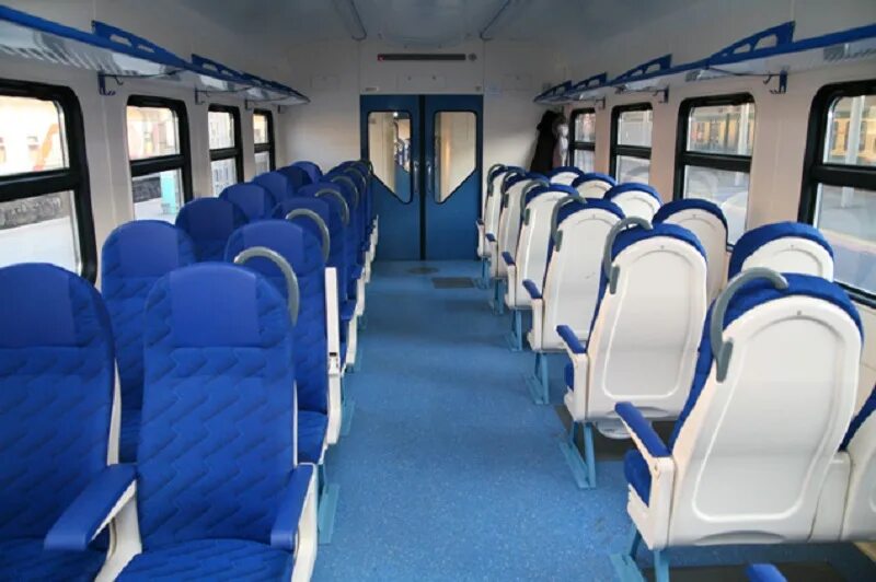 Электричка экспресс отдых. Иволга вагон. Поезд 7047м «фирменный экспресс». Экспресс электричка москва. Расписание москва.