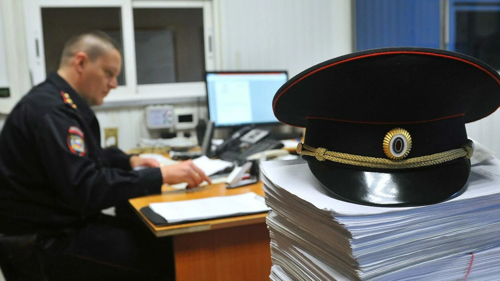 Внутренних дел в том числе. Следователь полиции. сотрудник полиции. суд гибдд. следователь полиции уголовное дело.