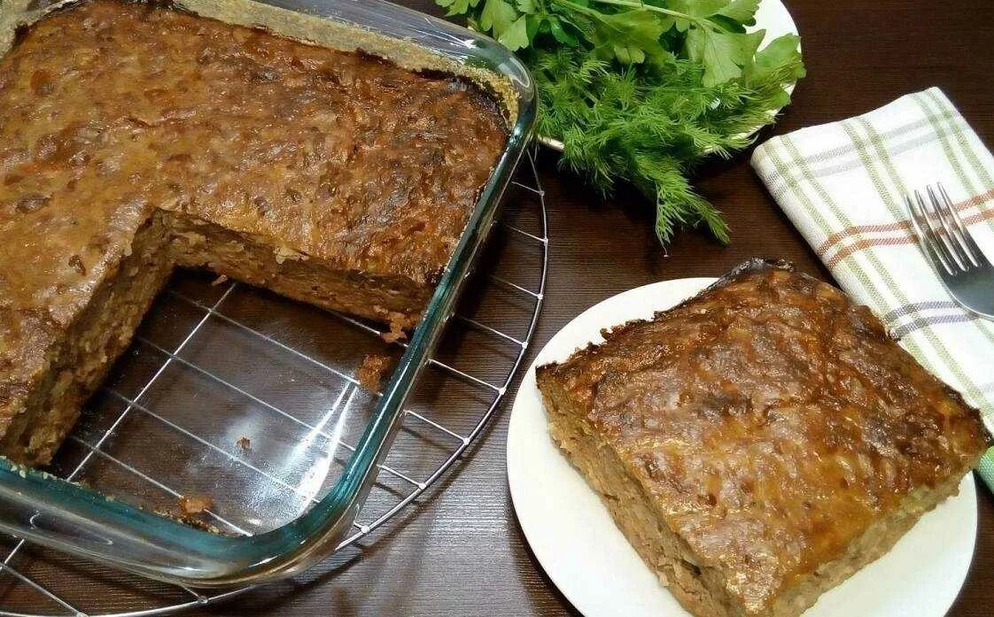 Рецепт с печенью говяжьей в духовке. Печеночная запеканка. Запеканка из печенки. Запеканка из печени в духовке. Запеканка из говяжьей печени в духовке.