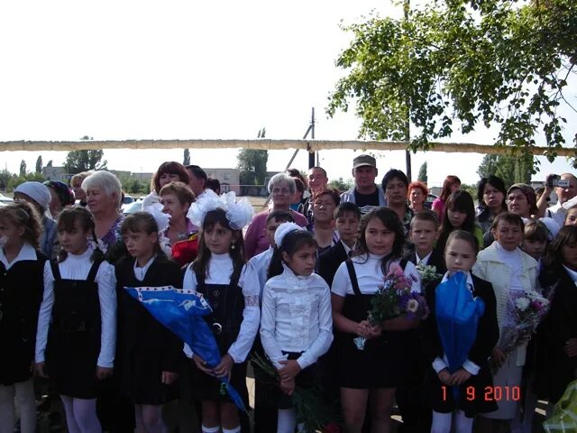1 сентябрь 2010. Моу сош 2 каменка пензенская область. каменка 7 школа. салымская сош 2 1 сентября 2010. школа моу сош каменка.