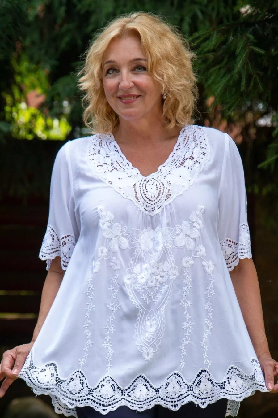 Ришелье вышивка из индонезии. Блузы кружевные ришелье индонезия. Одежда ришелье интернет. Одежда ришелье интернет. Блуза ришелье индонезия.