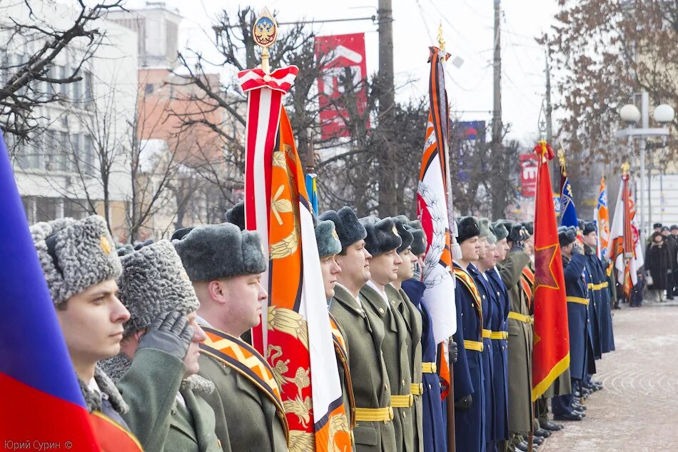 Праздник 23 февраля 1946. Празднование дня защитника Отечества в России. Традиции праздника день защитника Отечества. Празднование 23 февраля в России. День защитника Отечества в Эстонии.