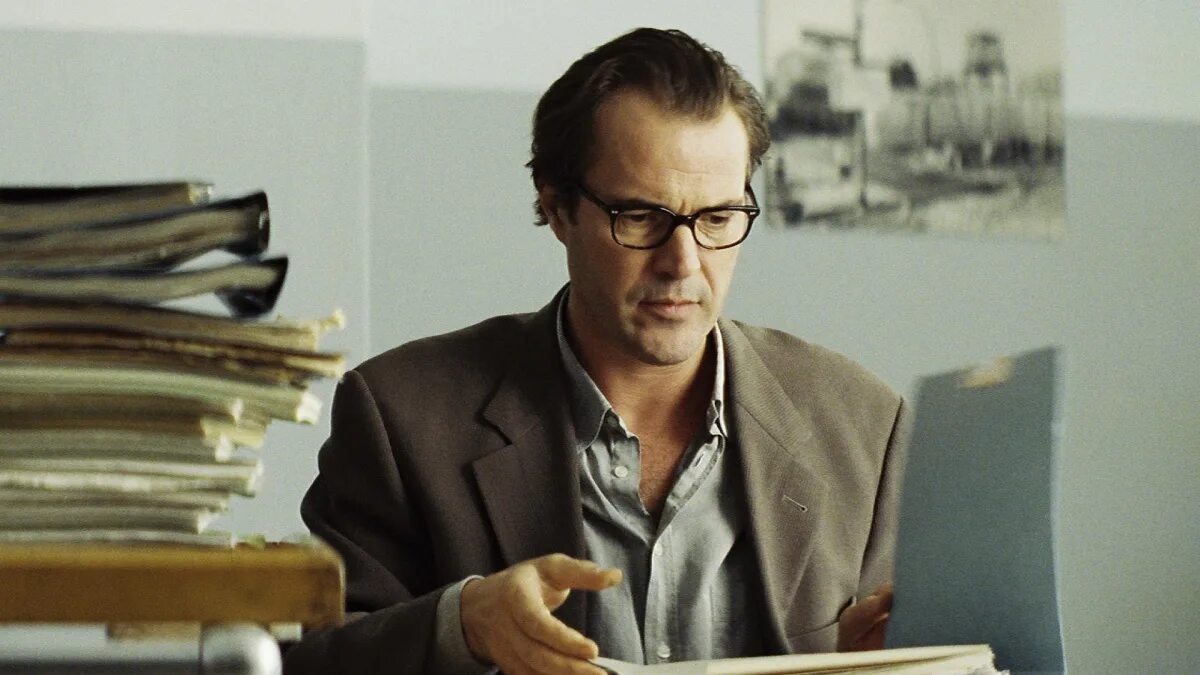 Жизнь других 2006 кадры. Другая жизнь. Жизнь других 2006. Жизнь других 2006 кадры. Жизнь других 2006 кадры.